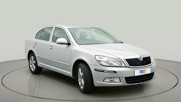2011 Skoda Laura AMBITION 2.0 TDI CR MT, Diesel, Manual, 1,24,001 km, exterior