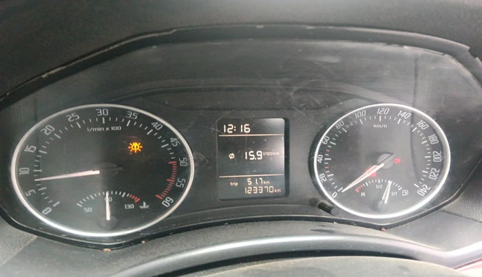 2011 Skoda Laura AMBITION 2.0 TDI CR MT, Diesel, Manual, 1,24,000 km, interior