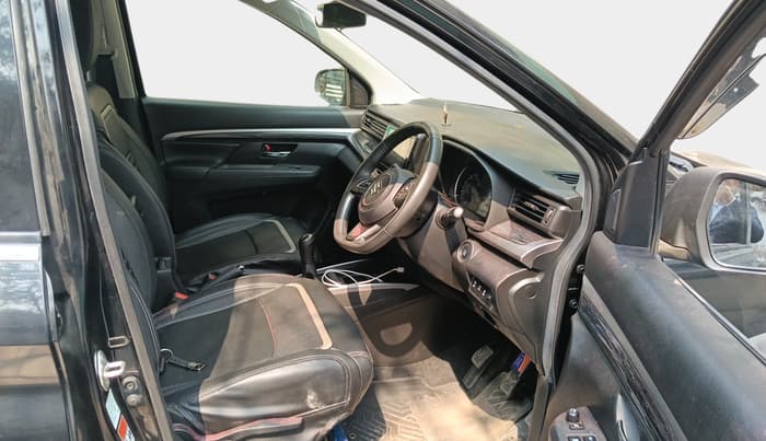 2024 Maruti XL6 ALPHA MT, Petrol, Manual, 8,068 km, interior