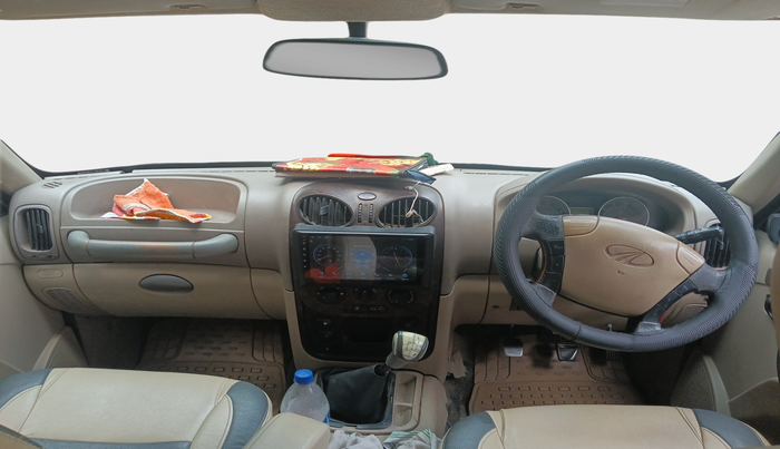 2012 Mahindra Scorpio VLX 2WD, Diesel, Manual, 90,925 km, interior