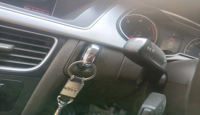 2015 Audi A4 35 TDI Multitronic, Diesel, Automatic, 1,31,001 km, interior