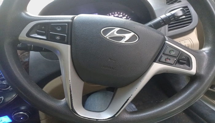 2012 Hyundai Verna FLUIDIC 1.6 CRDI EX, Diesel, Manual, 1,06,303 km, interior