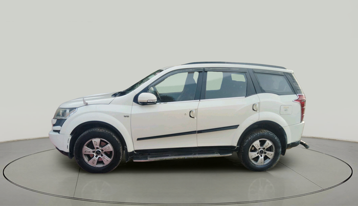 2012 Mahindra XUV500 W8, Diesel, Manual, 1,80,586 km, exterior