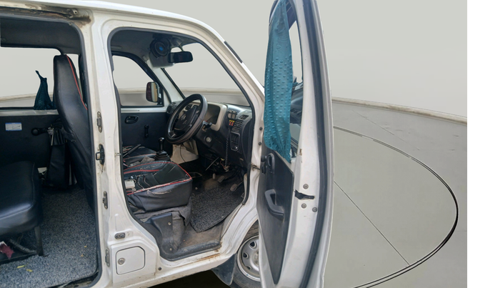 2022 Maruti Eeco 5 STR AC (O), Petrol, Manual, 1,24,965 km, interior