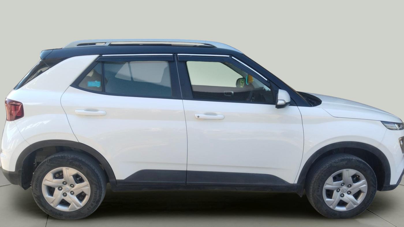 2021 Hyundai VENUE S+ 1.2, Petrol, Manual, 40,720 km, exterior