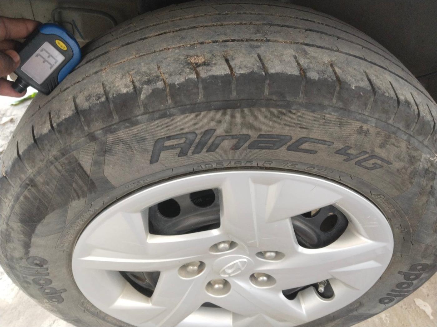 2021 Hyundai VENUE S+ 1.2, Petrol, Manual, 40,720 km, tyre