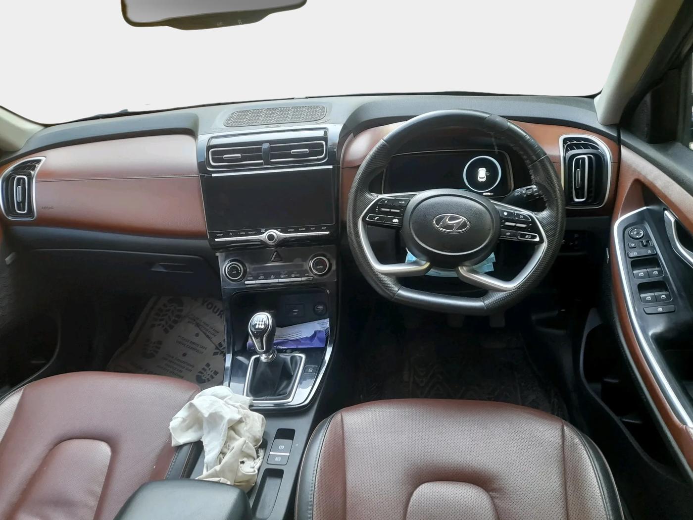 2022 Hyundai ALCAZAR PLATINUM 2.0 MT 7STR, Petrol, Manual, 88,116 km, interior