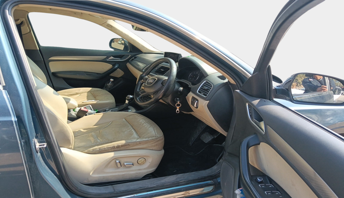 2015 Audi Q3 2.0 TDI PREMIUM, Diesel, Automatic, 62,286 km, interior