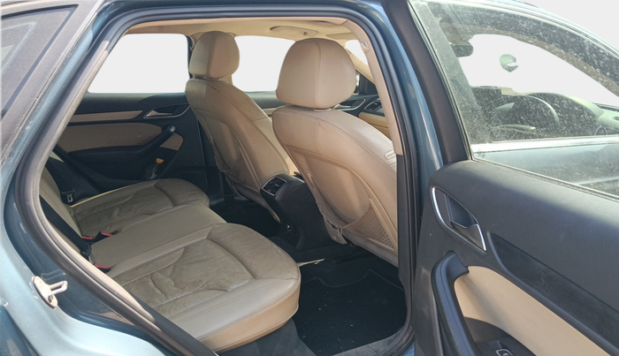 2015 Audi Q3 2.0 TDI PREMIUM, Diesel, Automatic, 62,286 km, interior