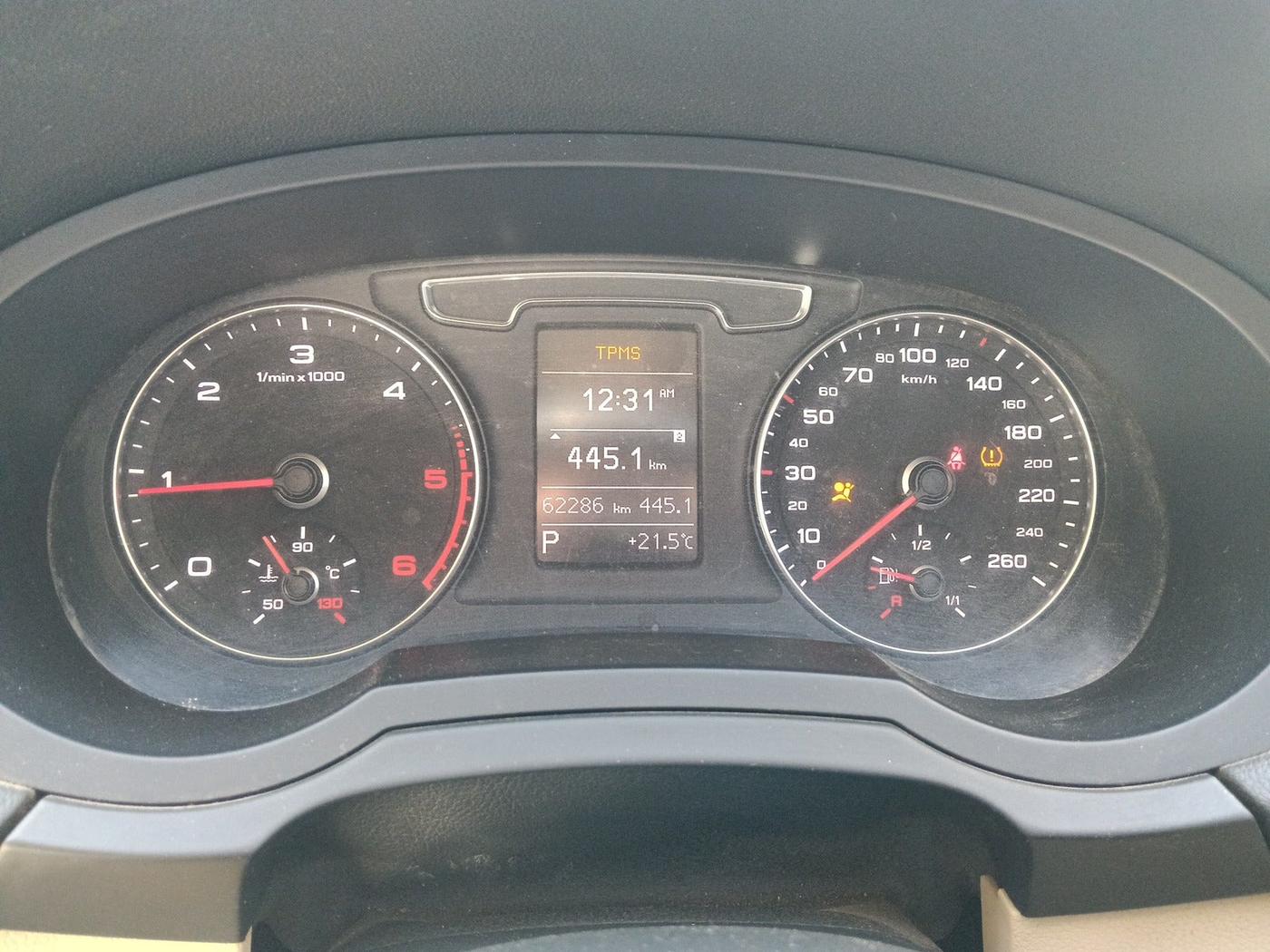 2015 Audi Q3 2.0 TDI PREMIUM, Diesel, Automatic, 62,286 km, interior