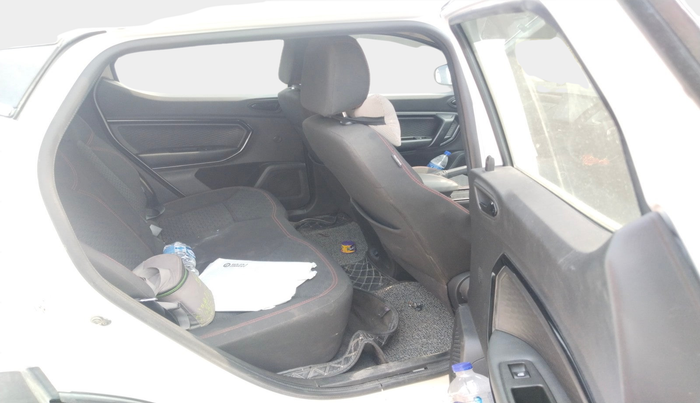 2022 Renault Kiger RXZ MT, Petrol, Manual, 43,652 km, interior