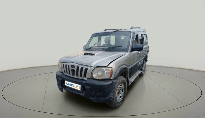 2010 Mahindra Scorpio SLE, Diesel, Manual, 1,63,080 km, exterior