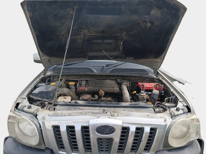 2010 Mahindra Scorpio SLE, Diesel, Manual, 1,63,080 km, exterior