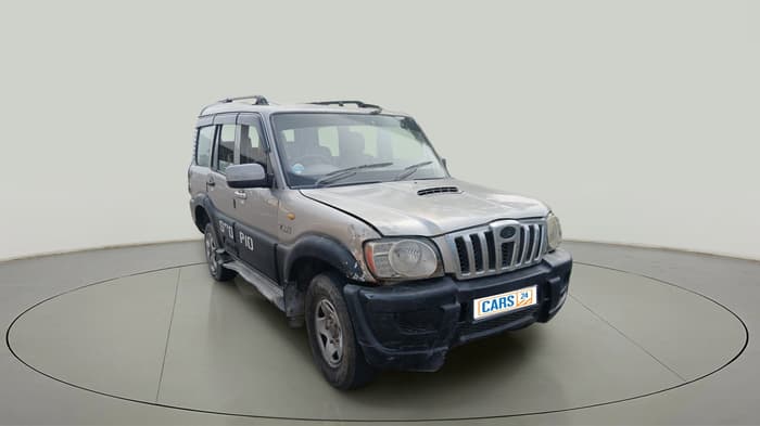 2010 Mahindra Scorpio SLE, Diesel, Manual, 1,63,080 km, exterior