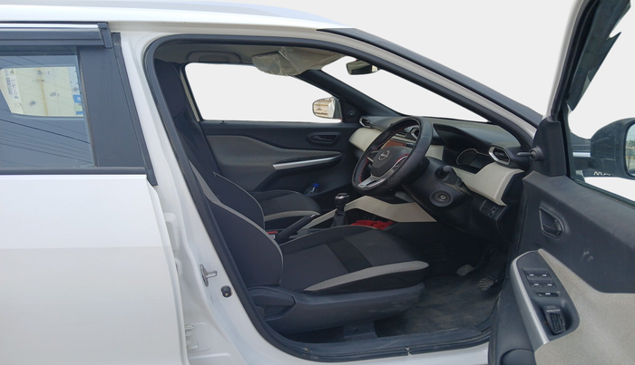 2023 Nissan MAGNITE XE, Petrol, Manual, 12,917 km, interior