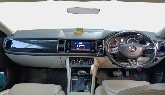 2018 Skoda Kodiaq STYLE 2.0 TDI 4X4 AT, Diesel, Automatic, 1,04,998 km, interior