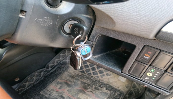 2012 Maruti Wagon R 1.0 LXI CNG, Petrol, Manual, 1,20,904 km, interior