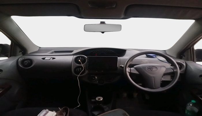 2013 Toyota Etios Liva G, Petrol, Manual, 1,06,976 km, interior