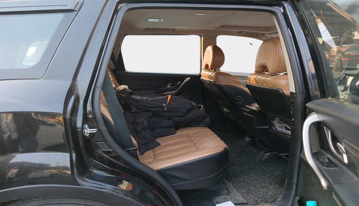 2021 Mahindra XUV500 W11, Diesel, Manual, 71,133 km, interior