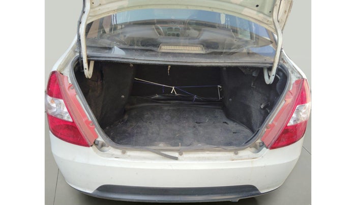 2016 Tata Indigo ECS LX TDI, Diesel, Manual, 1,65,058 km, exterior