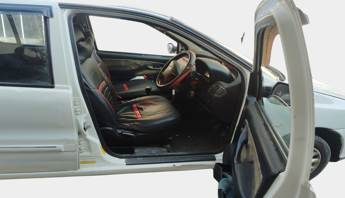 2016 Tata Indigo ECS LX TDI, Diesel, Manual, 1,65,058 km, interior