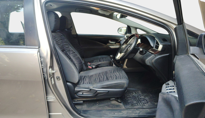 2017 Toyota Innova Crysta 2.4 VX 8 STR, Diesel, Manual, 2,08,470 km, interior