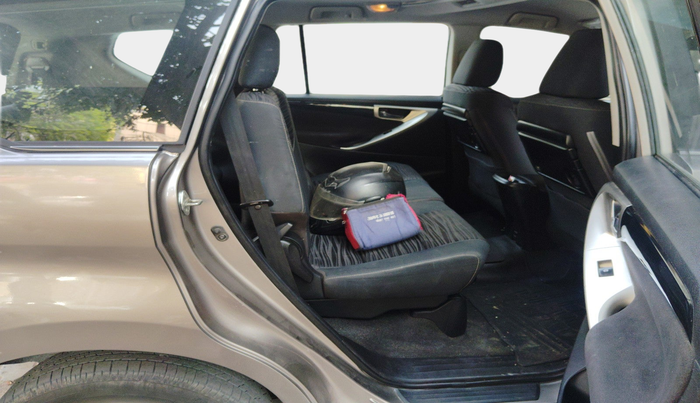 2017 Toyota Innova Crysta 2.4 VX 8 STR, Diesel, Manual, 2,08,470 km, interior