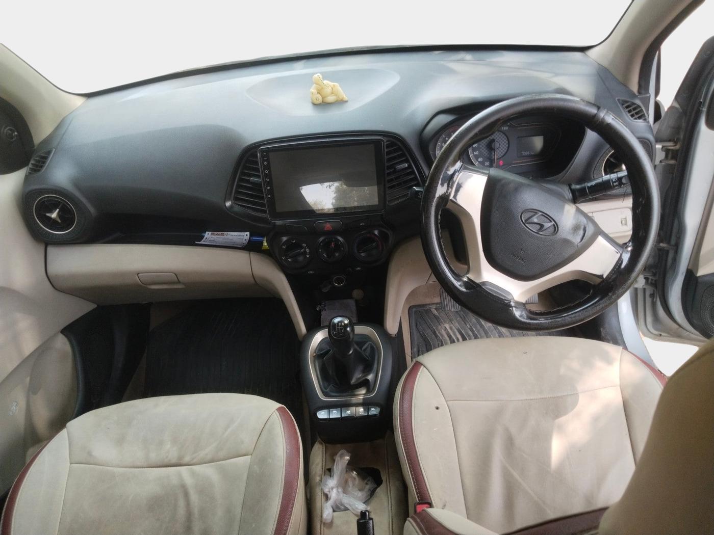 2018 Hyundai NEW SANTRO MAGNA CNG, Petrol, Manual, 70,662 km, interior