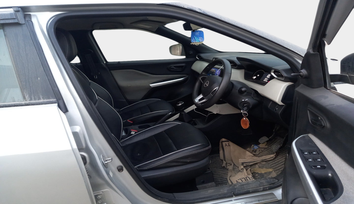 2021 Nissan MAGNITE XE, Petrol, Manual, 20,401 km, interior