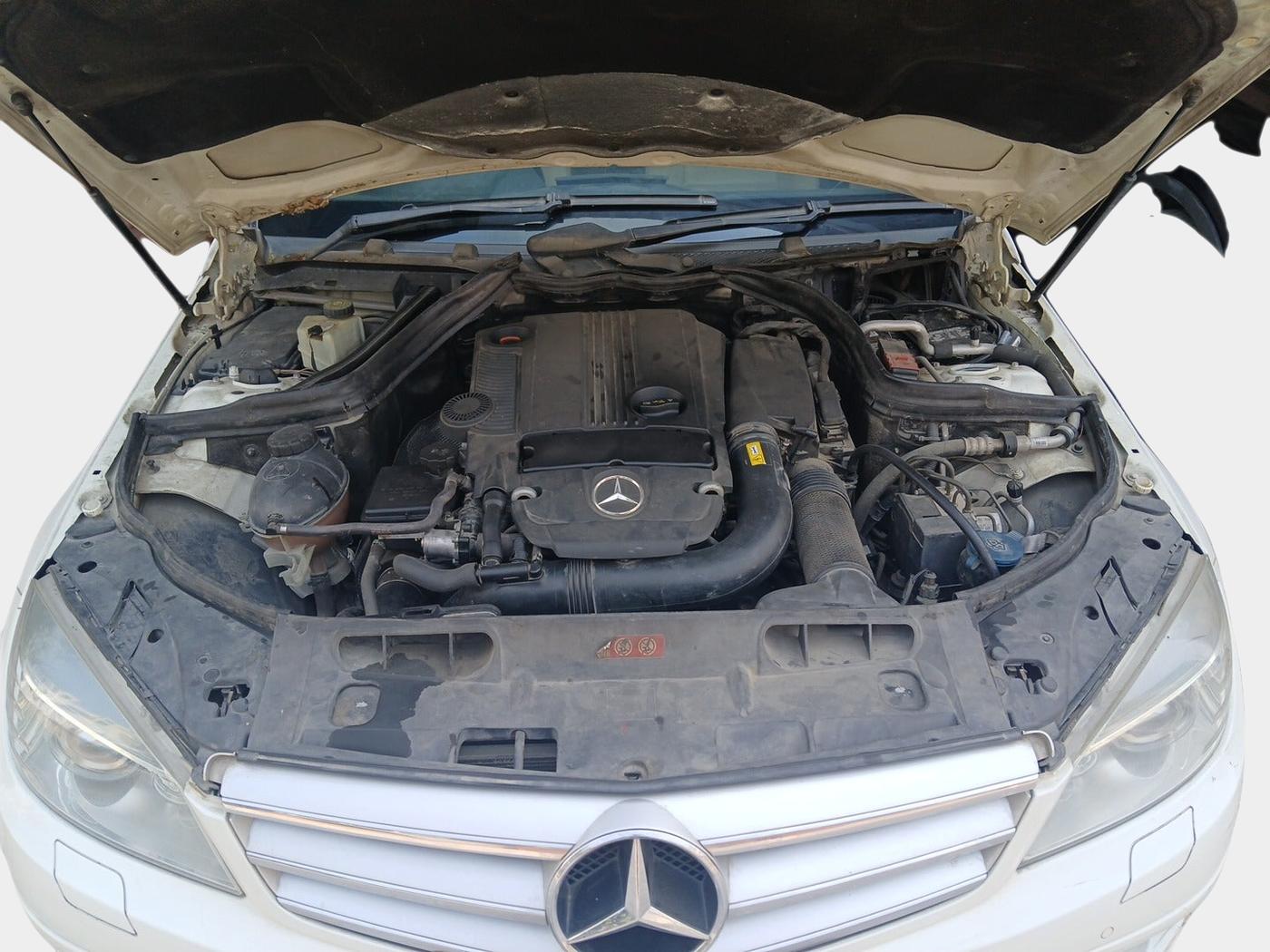 2010 Mercedes Benz C Class C 200 CGI ELEGANCE, Petrol, Automatic, 1,03,843 km, exterior