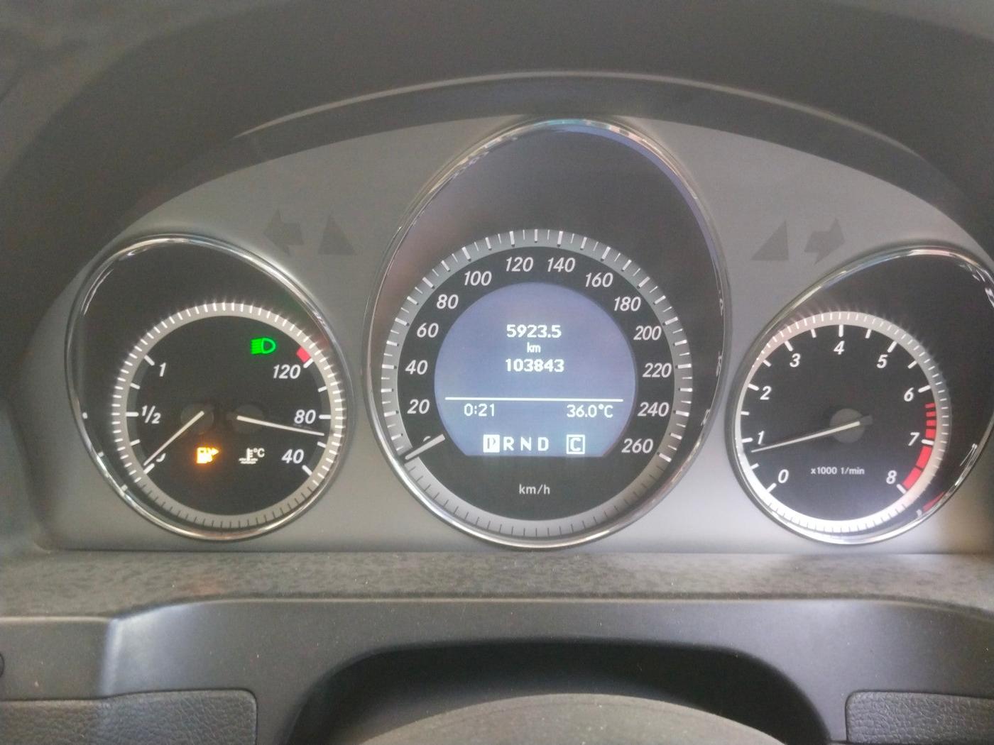 2010 Mercedes Benz C Class C 200 CGI ELEGANCE, Petrol, Automatic, 1,03,843 km, interior