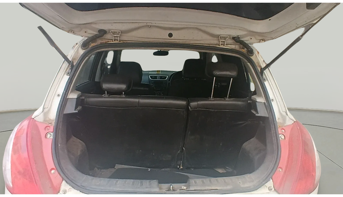 2015 Maruti Swift VXI, Petrol, Manual, 85,665 km, exterior