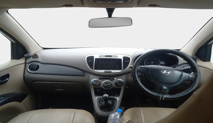 2011 Hyundai i10 MAGNA 1.2, Petrol, Manual, 1,21,061 km, interior