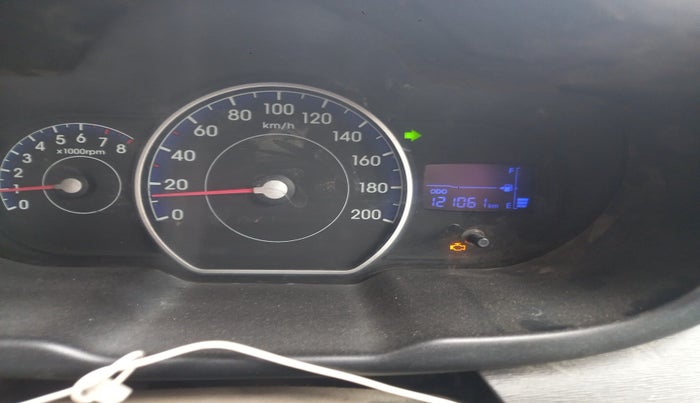 2011 Hyundai i10 MAGNA 1.2, Petrol, Manual, 1,21,061 km, interior