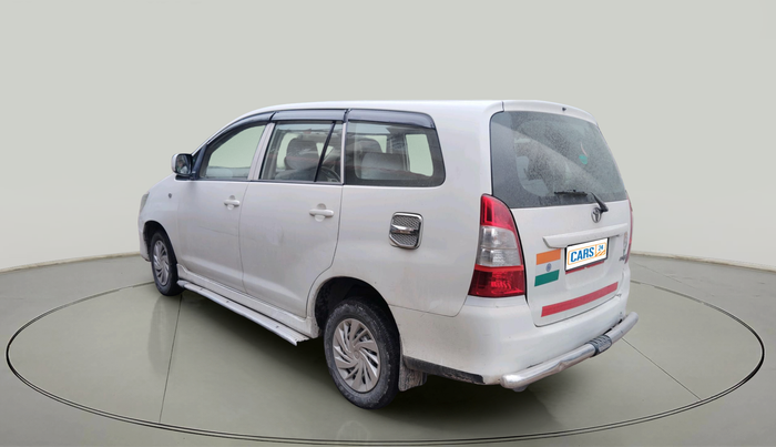 2012 Toyota Innova 2.5 GX 8 STR, Diesel, Manual, 2,22,308 km, exterior