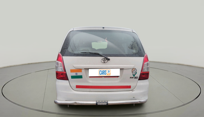2012 Toyota Innova 2.5 GX 8 STR, Diesel, Manual, 2,22,308 km, exterior