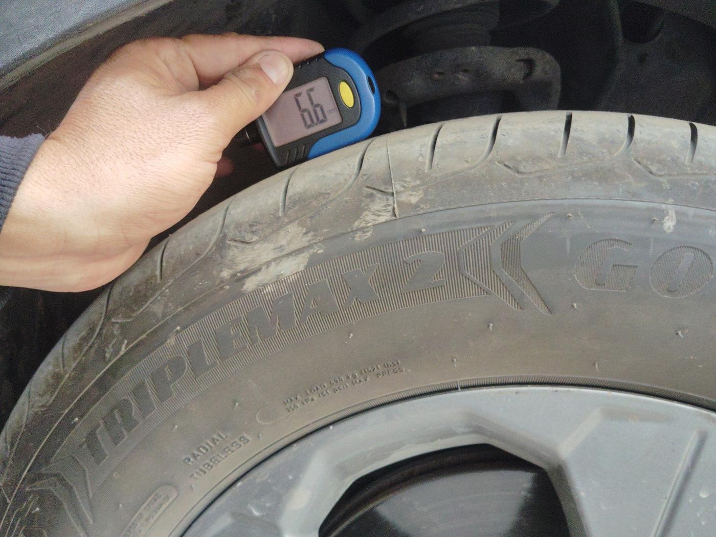2021 KIA SELTOS HTK PLUS AT 1.5 DIESEL, Diesel, Automatic, 45,617 km, tyre