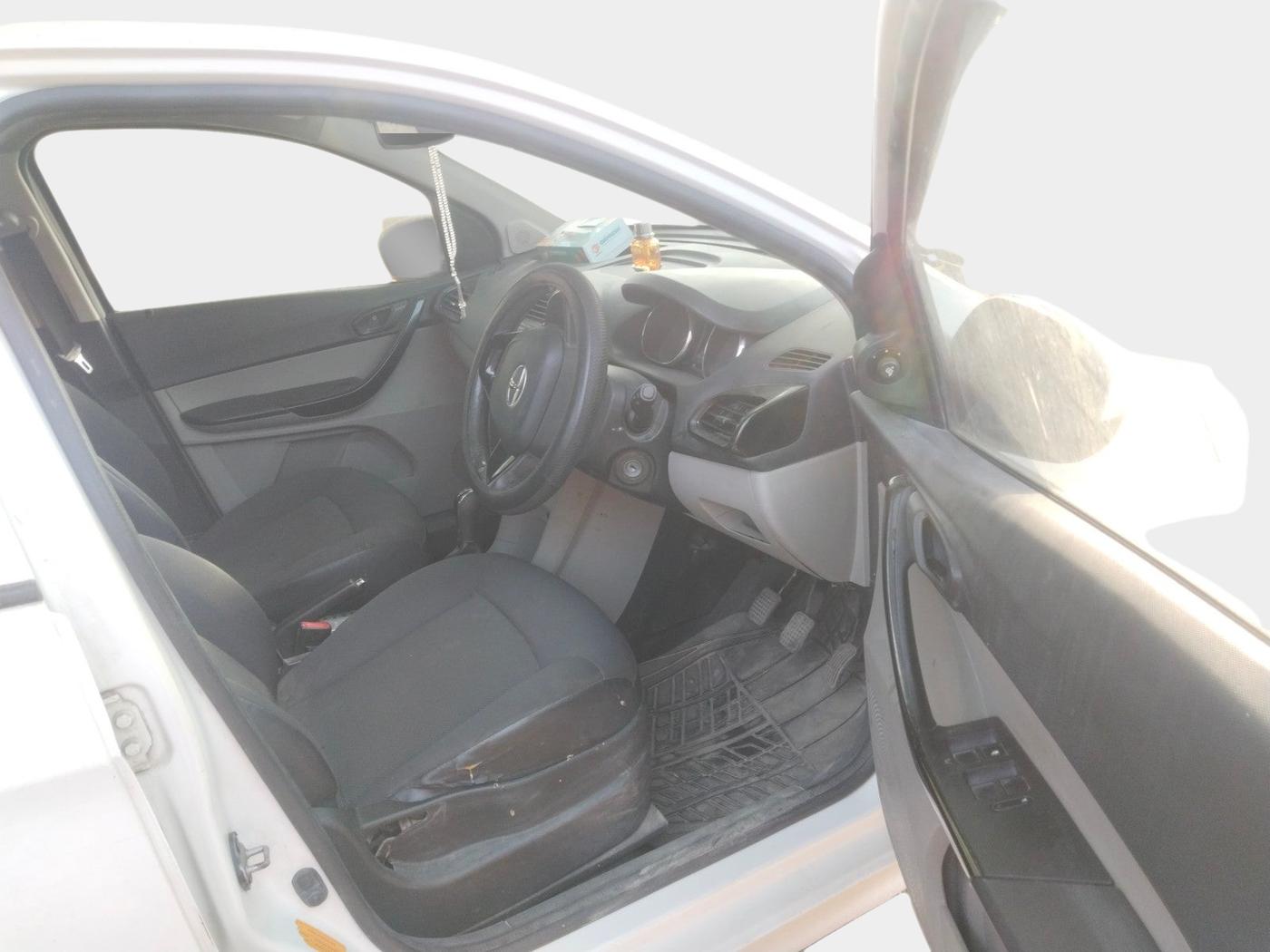 2019 Tata Tiago XT DIESEL, Diesel, Manual, 96,001 km, interior