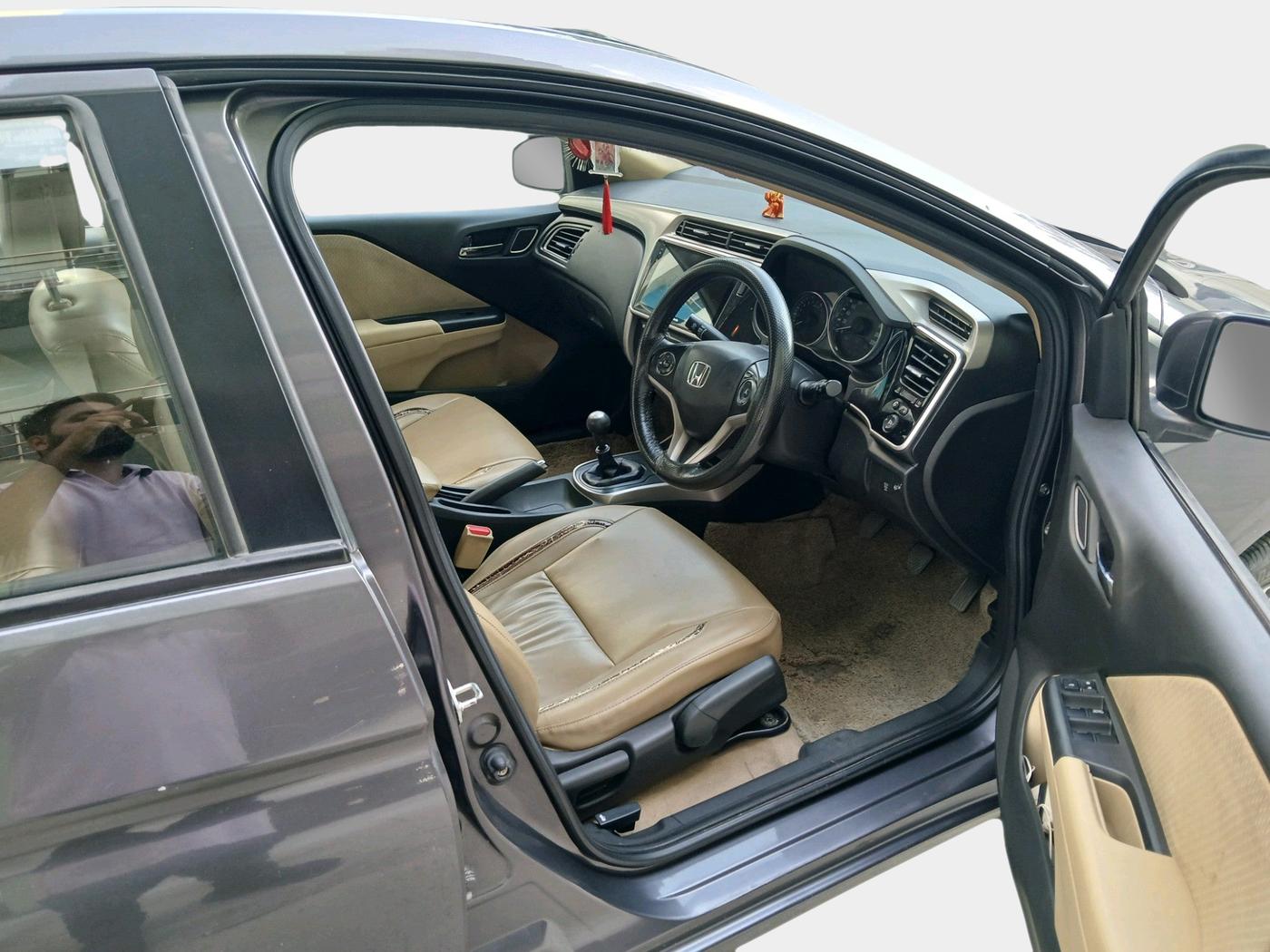 2017 Honda City 1.5L I-VTEC V MT, Petrol, Manual, 56,129 km, interior