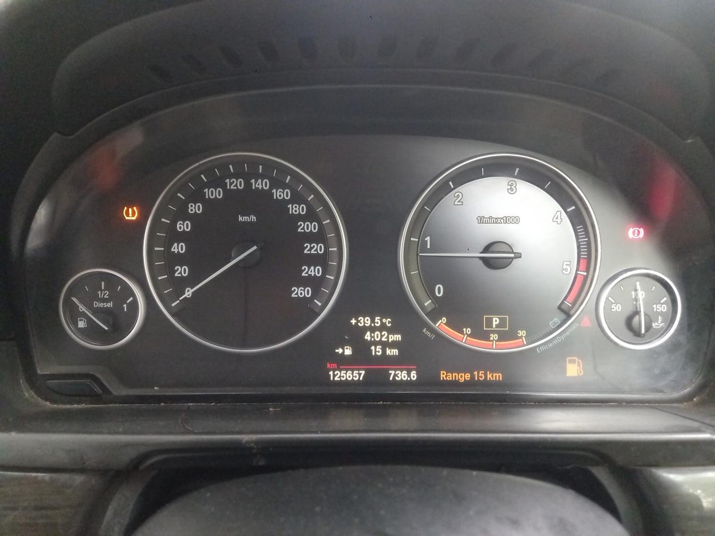 2011 BMW 5 Series 520D 2.0, Diesel, Automatic, 1,26,001 km, interior