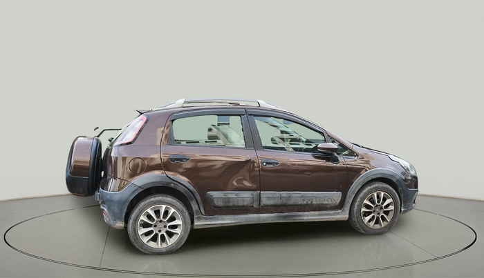 2014 Fiat Avventura ACTIVE MULTIJET 1.3, Diesel, Manual, 1,29,767 km, exterior