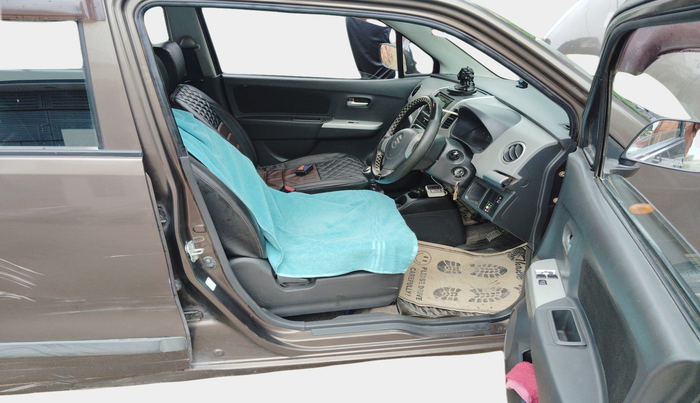2011 Maruti Wagon R 1.0 LXI CNG, Petrol, Manual, 71,482 km, interior
