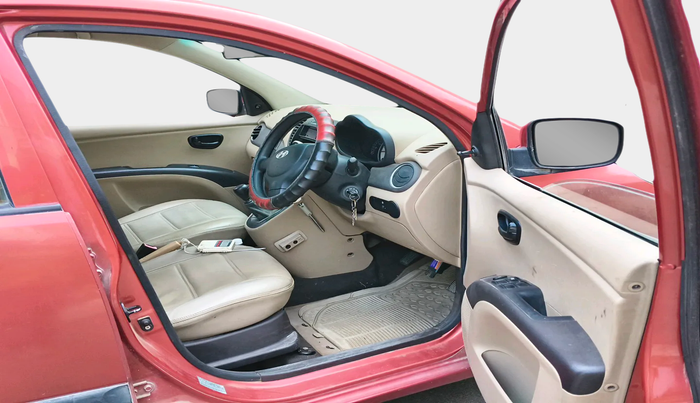 2010 Hyundai i10 MAGNA 1.2, Petrol, Manual, 40,275 km, interior