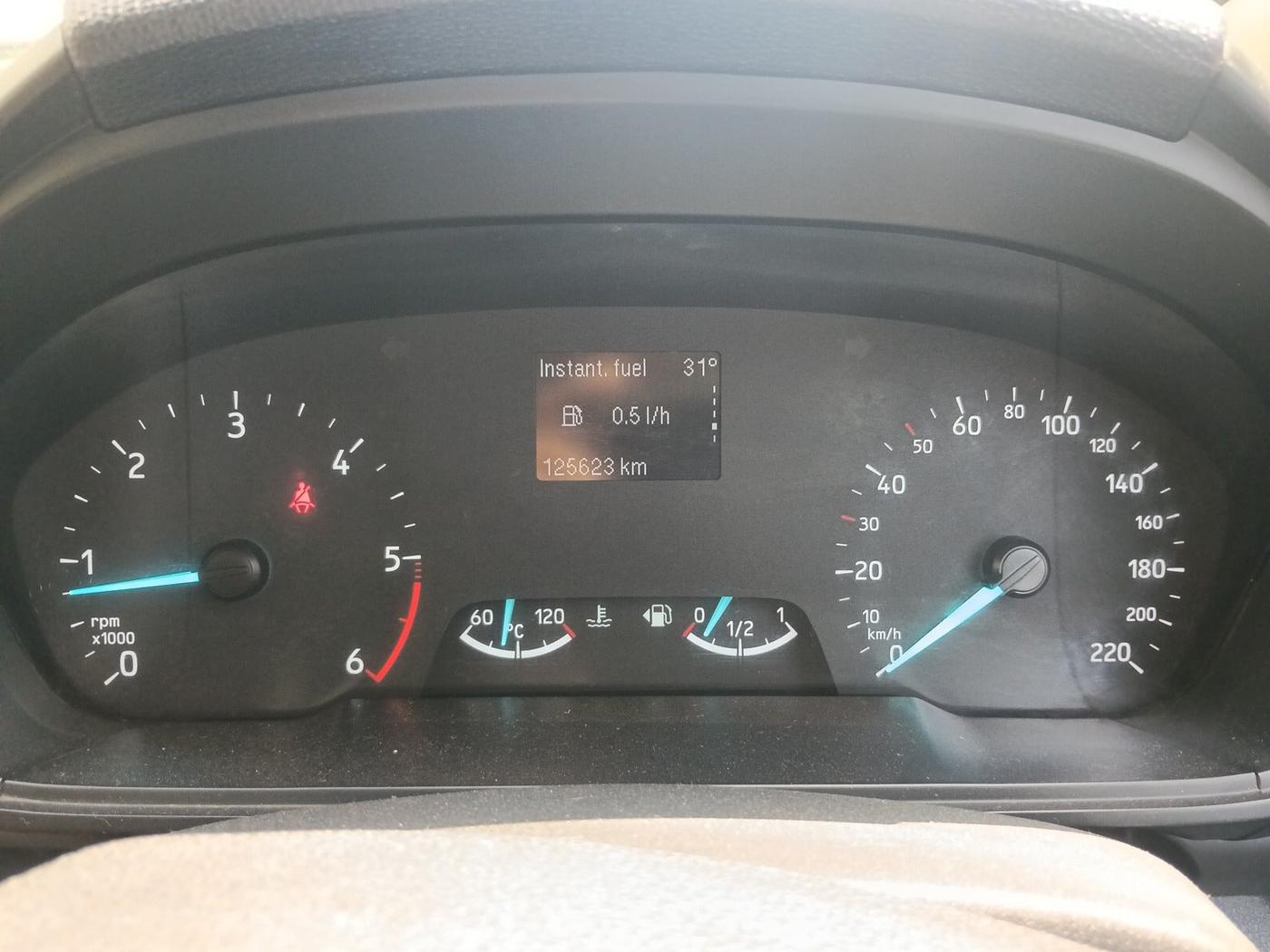 2020 Ford Ecosport TREND 1.5L DIESEL, Diesel, Manual, 1,25,623 km, interior