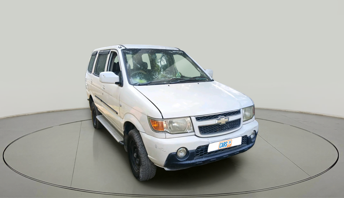 2015 Chevrolet Tavera LS B2 10 STR, Diesel, Manual, 1,10,129 km, exterior