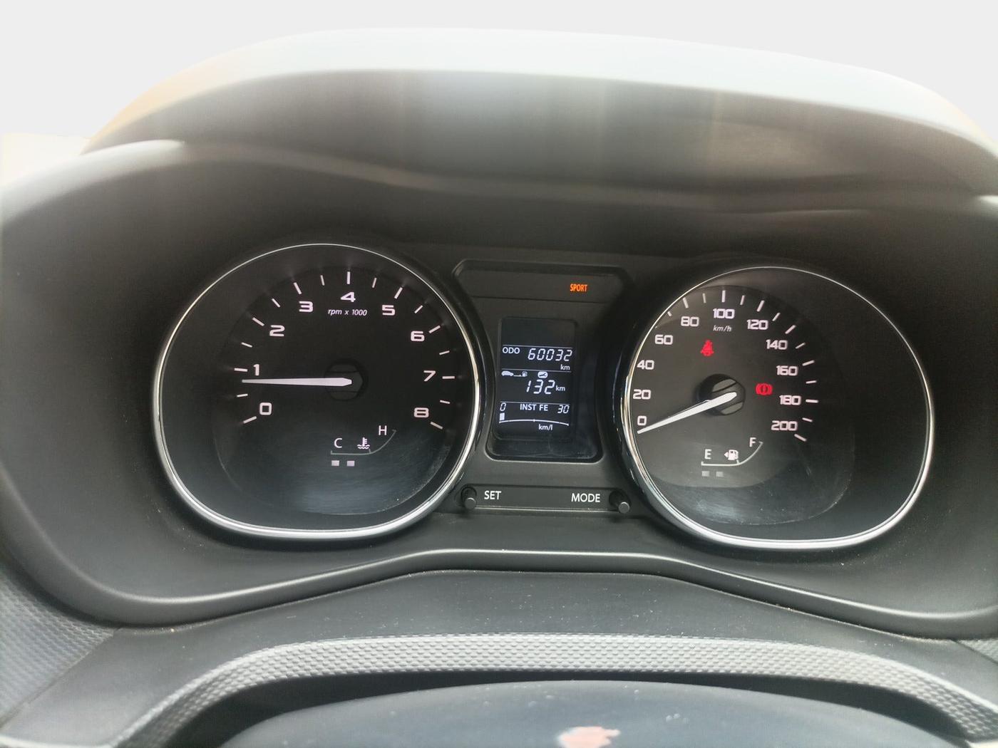 2018 Tata NEXON XZ PETROL, Petrol, Manual, 60,032 km, interior