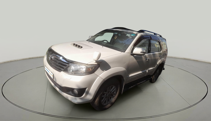 2013 Toyota Fortuner 3.0 4X4 MT, Diesel, Manual, 1,30,881 km, exterior