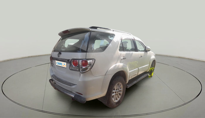 2013 Toyota Fortuner 3.0 4X4 MT, Diesel, Manual, 1,30,881 km, exterior