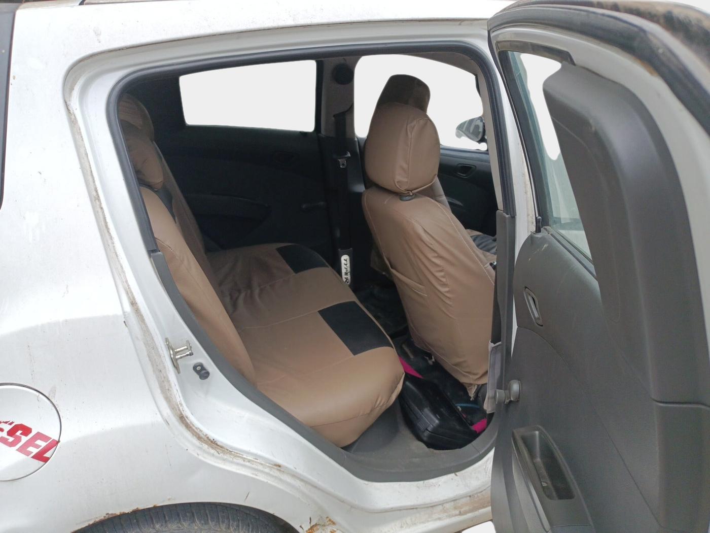 2012 Chevrolet Beat LS DIESEL, Diesel, Manual, 1,16,525 km, interior