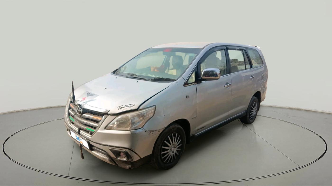 2012 Toyota Innova 2.5 G 8 STR, Diesel, Manual, 1,82,440 km, exterior